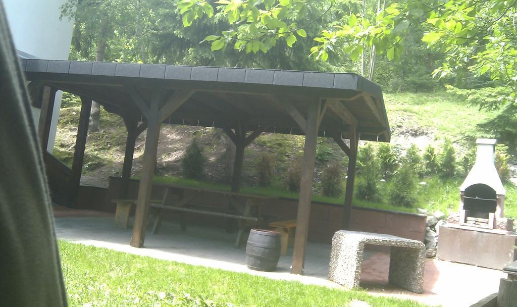 Drevenica Spanka Špania Dolina Habitación foto